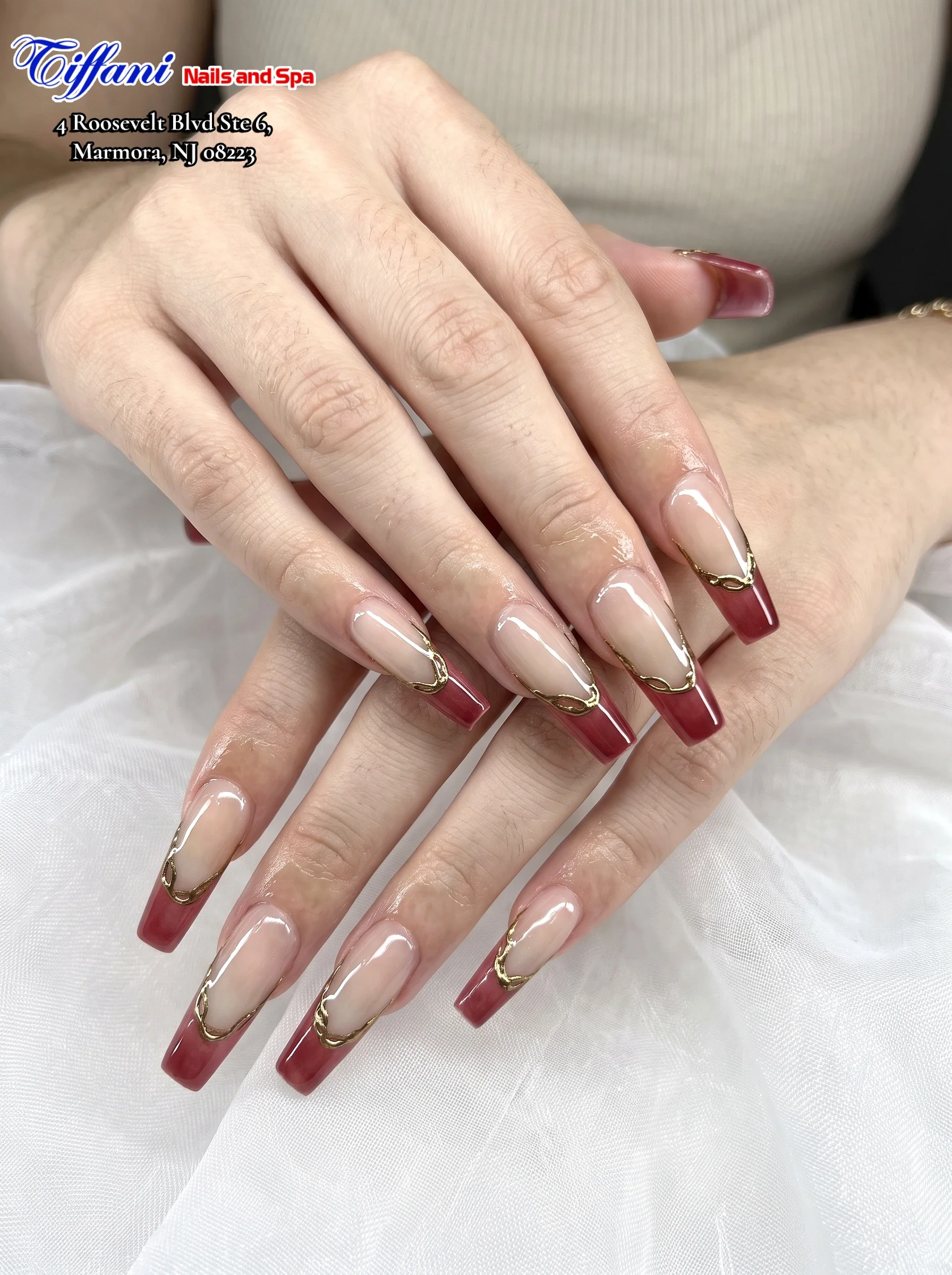 Elegant nails